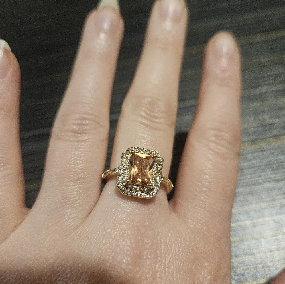 Gold and Morganite Cocktail Ring Size 7 - Picture 2 of 6